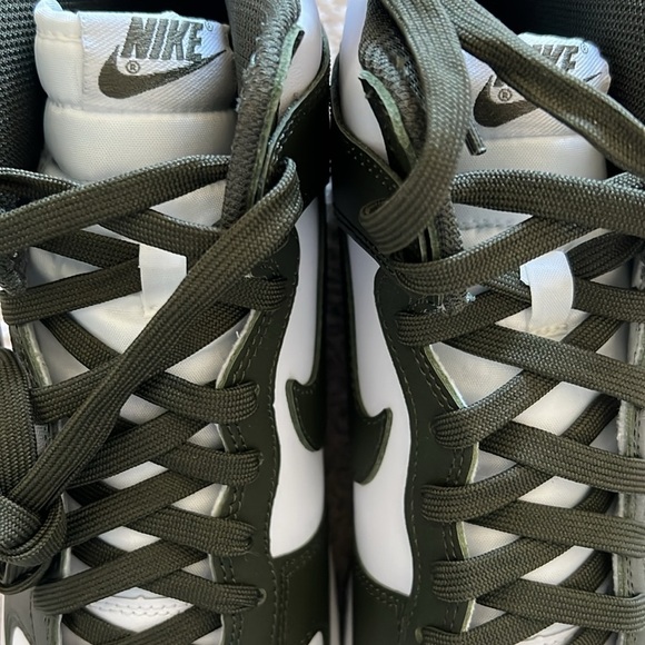 Men’s Nike Dunk High - Picture 6 of 9